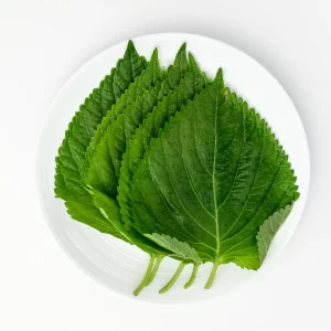 DIY Perilla leaves face mask for skin whitening and natural brightening at home.