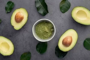 Avocado facial mask with green tea powder celebrated among 2025 skincare trends.