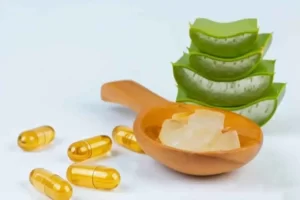 Aloe vera and vitamin E lip sleeping mask for healing.