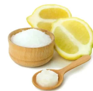 Lemon and sugar scrub for lip lightening.