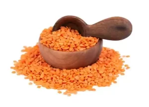 Red lentil paste mask for tan skinned.