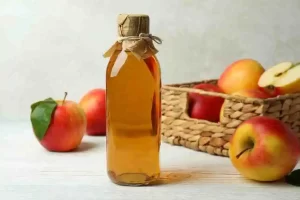 Apple cider vinegar natural itchy scalp remedy.